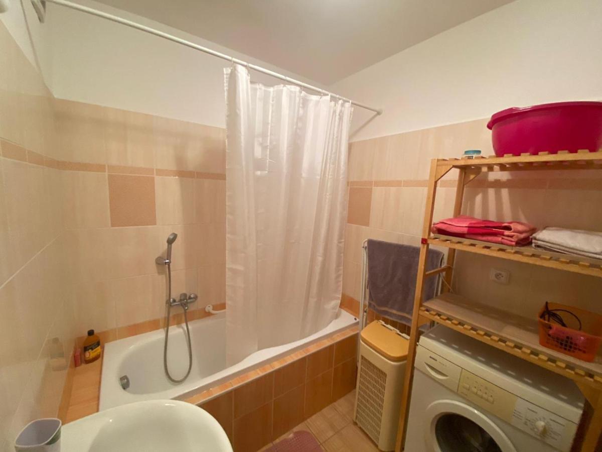 Apartman Tanas Atlantis Tabor Apartment ภายนอก รูปภาพ